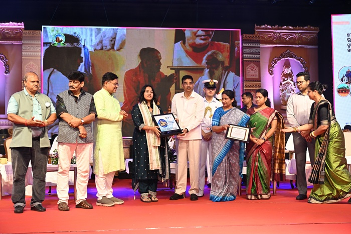 ଭୁବନେଶ୍ୱରର ବିକାଶକୁ ନୂଆ ଉଚ୍ଚତାରେ ପହଞ୍ଚାଇବା ପାଇଁ ସମ୍ମିଳିତ ଉଦ୍ୟମ ପାଇଁ ରାଜ୍ୟପାଳଙ୍କ ଆହ୍ୱାନ