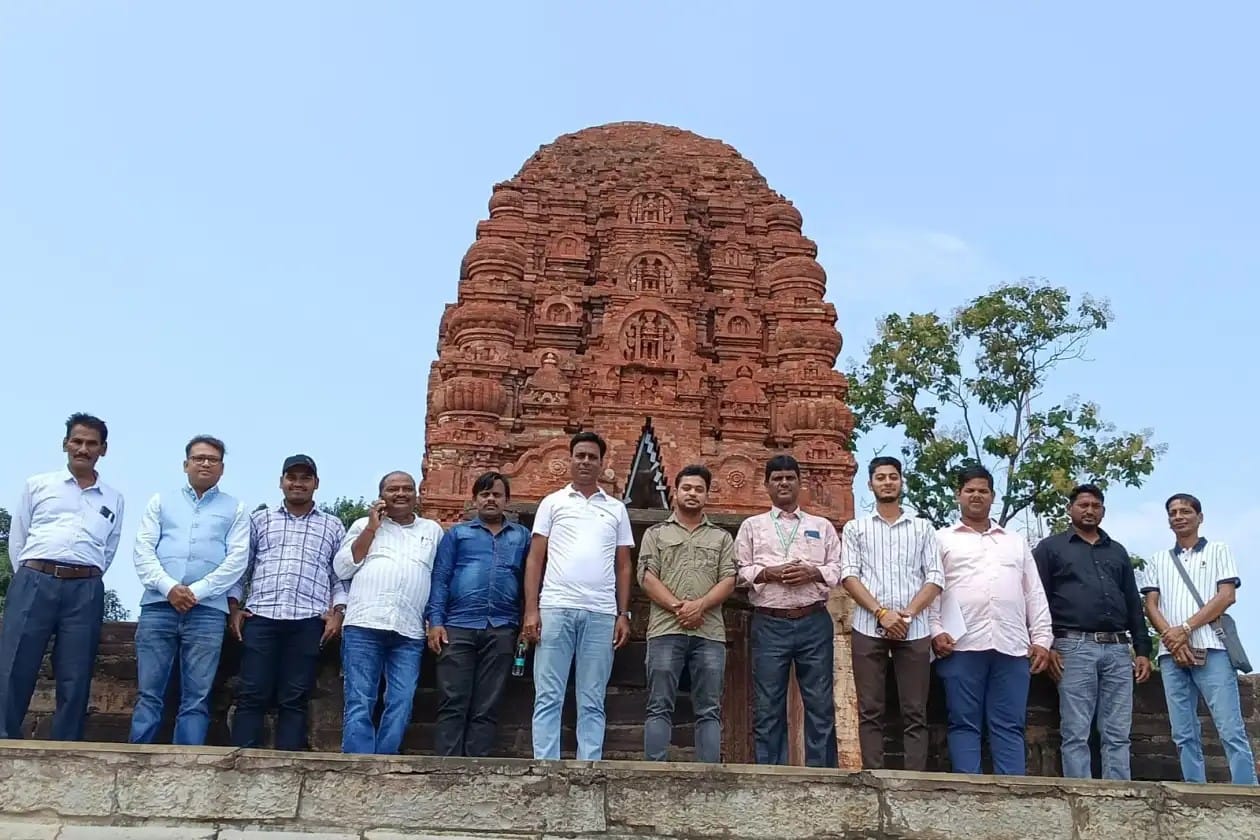 ଛତିଶଗଡ଼ ଐତିହ୍ୟର ପ୍ରତ୍ୟକ୍ଷ ଅନୁଭୂତି ସାଉଣ୍ଟିଲେ ଓଡ଼ିଶାର ଗଣମାଧ୍ୟମ ପ୍ରତିନିଧି ଦଳ